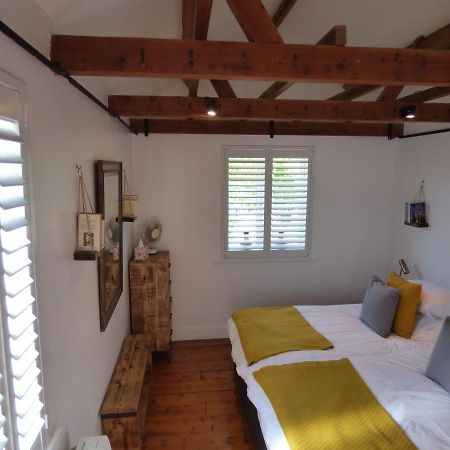 Hunters Moon B&B Tidworth Bagian luar foto