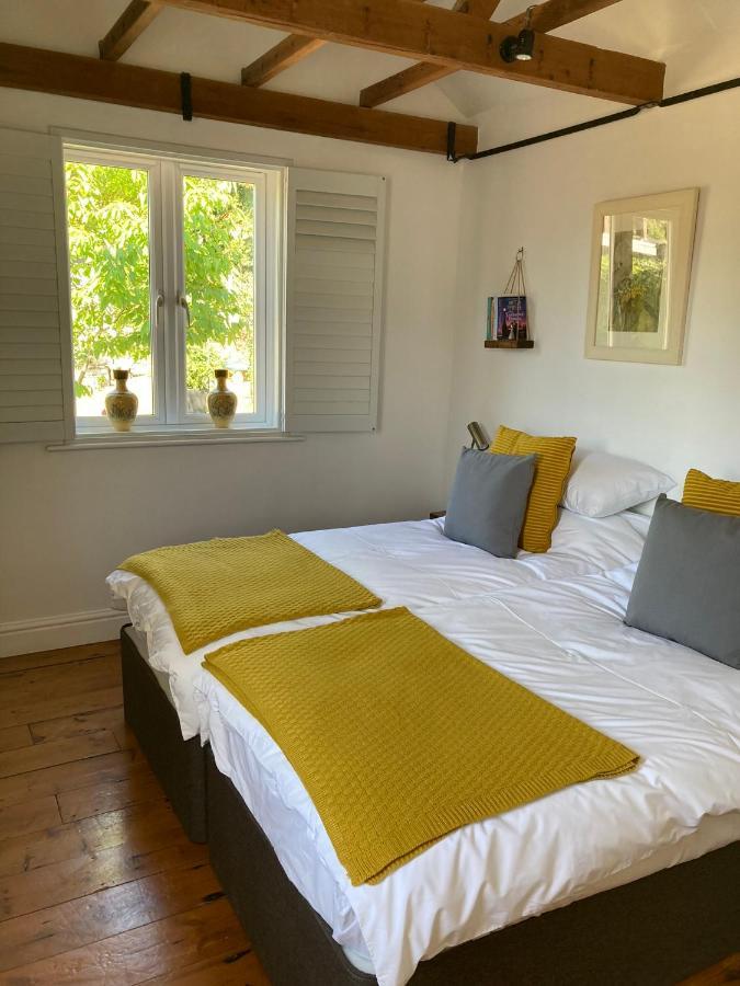 Hunters Moon B&B Tidworth Bagian luar foto