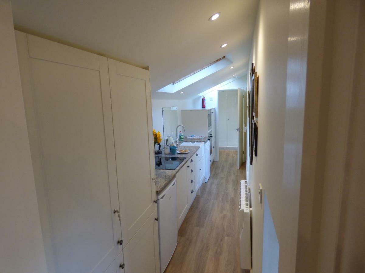 Hunters Moon B&B Tidworth Bagian luar foto
