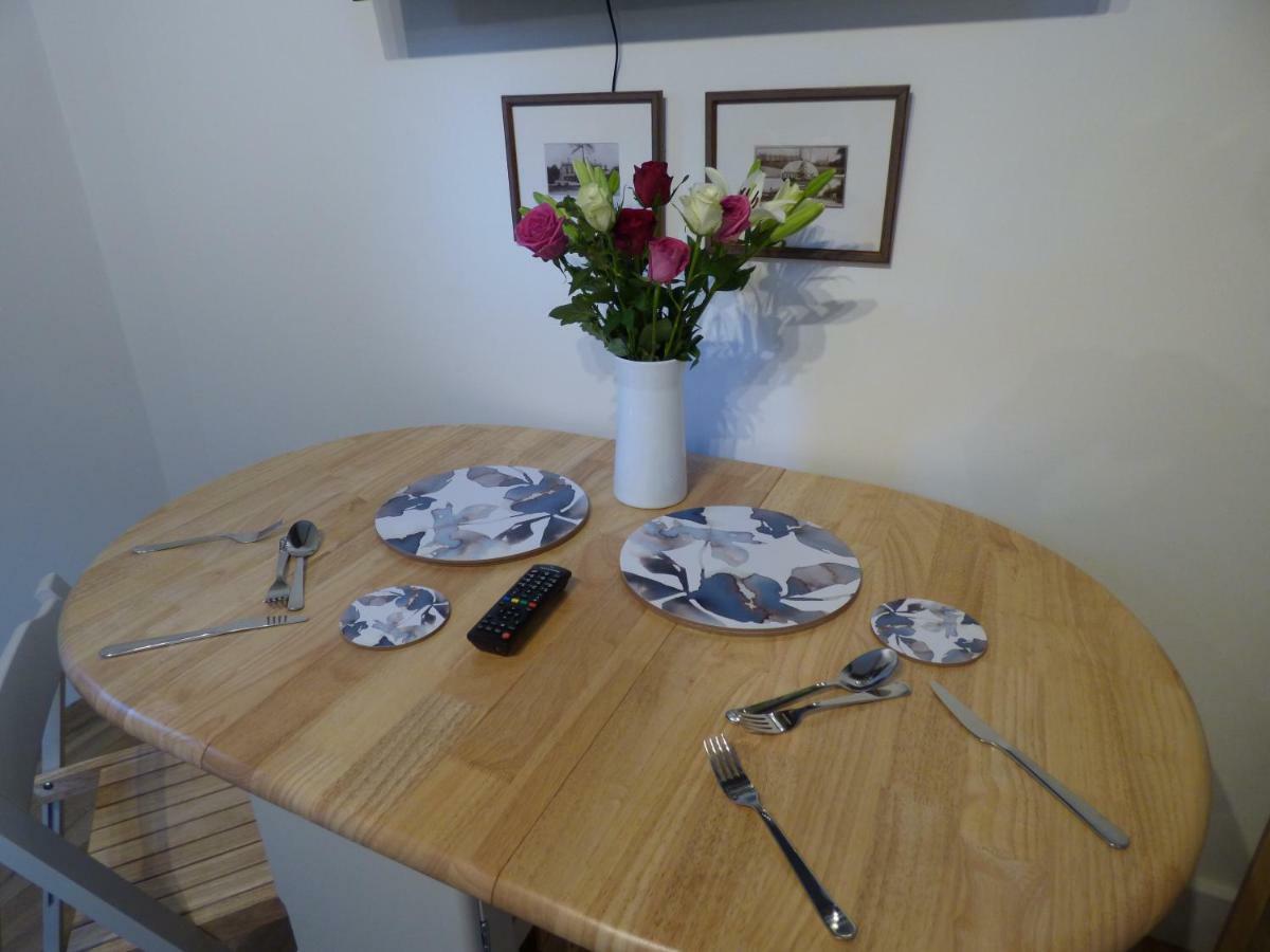 Hunters Moon B&B Tidworth Bagian luar foto